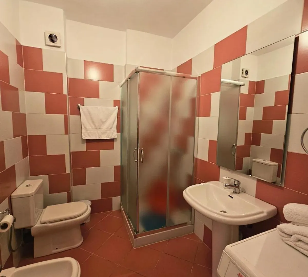 Sion Sarande Apartments